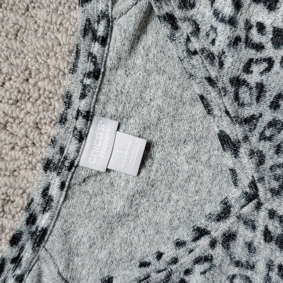 Chicos Zenergy long sleeve lounging top. Size 1. NWT - Picture 2 of 5